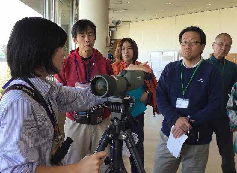 Practical training on how to use the telescope